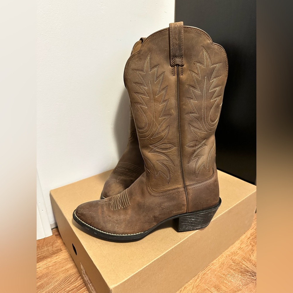 Ariat Heritage Western R-Toe Boots - Picture 3 of 8